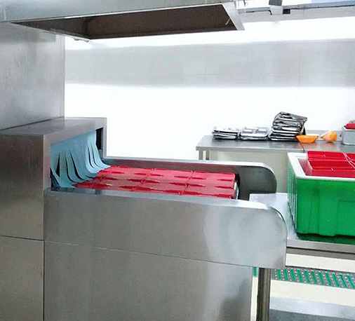南京大學食堂中央廚房自動洗碗機-AG尊龙凯时中央廚房設備江蘇案例